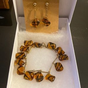 VTG amber tiger eye faux stone gold tone links bracelet & dangling earrings